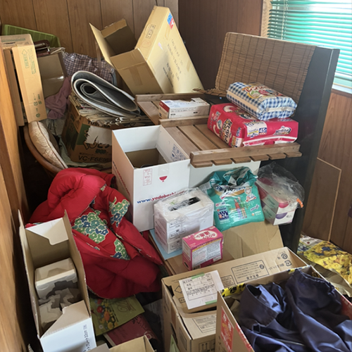 部屋の不用品回収 作業前